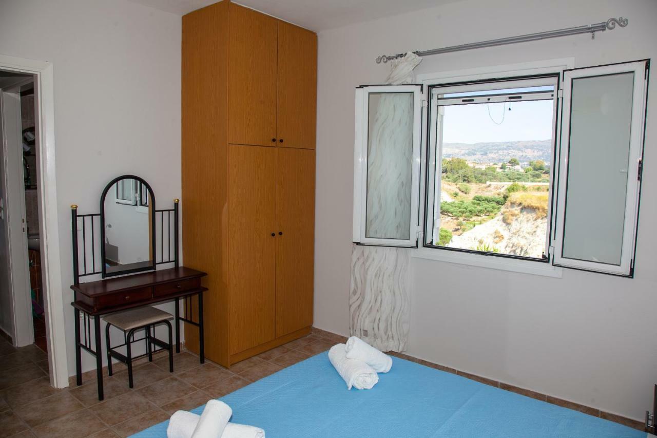 Maspali Apartments Lixouri Ngoại thất bức ảnh