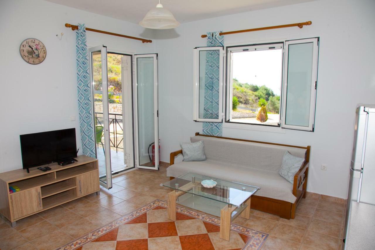 Maspali Apartments Lixouri Ngoại thất bức ảnh